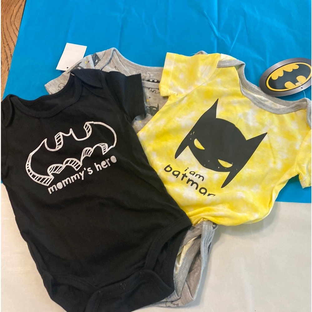 NWT Batman Bundle Onesie’ for Baby. 3pc Set Black/Gray/Yellow Different Prints
